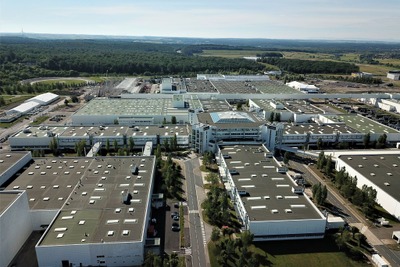 メルセデスベンツ、スマートEVの工場を売却へ…グローバル生産ネットワークを再編 画像
