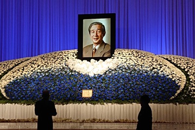 ホンダ元社長吉野浩行さんのお別れの会、“同僚”ASIMOもお見送り［新聞ウォッチ］ 画像