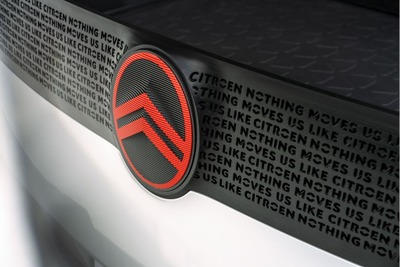 シトロエン、新しいロゴを発表…間もなくデビューのコンセプトカーに初採用へ 画像