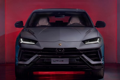 ランボルギーニのスーパーSUV『ウルス』、666馬力に強化…改良新型「S」登場 画像