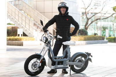 “何にも似てない”北欧生まれの電動バイクが日本上陸、課題は「タイヤと価格」？ 画像