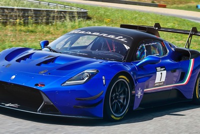 マセラティ『MC20』にレーシングカー、621馬力のV6ツインターボ搭載…「GT2」発表 画像