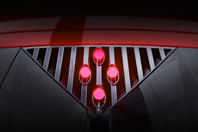 アルファロメオの新型車、新たなティザー…実車は8月30日発表予定 画像