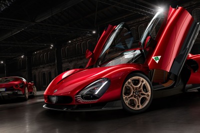 アルファロメオが新型スーパーカー『33ストラダーレ』を発表…620馬力ツインターボとEV 画像