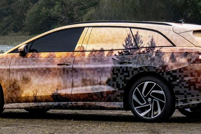 VW初のEVワゴン『ID.7ツアラー』、プロトタイプの写真…実車は2024年発表へ 画像