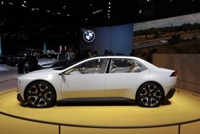 BMWの次世代EV『ノイエ・クラッセ』シリーズ、SUVなど6車種に拡大へ　2027年までに 画像