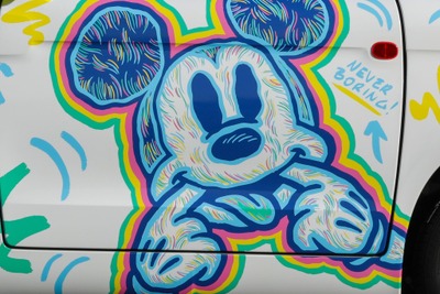 フィアット『トッポリーノ』の抽象アート？ 愛嬌たっぷりのミッキーマウスを描く 画像
