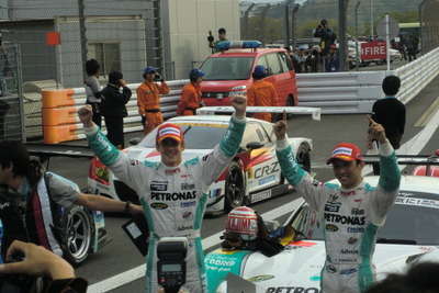 【SUPER GT 第2戦】中嶋一貴&ロシターがGT500初優勝…レクサスがトップ4独占 画像