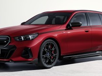 BMW『5シリーズ・ツーリング』新型に「Mパフォーマンスパーツ」を設定　欧州市場 画像