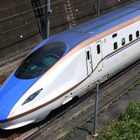 北陸新幹線「E7系かがやき」がベビーカーに…駅でレンタル