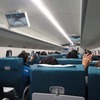 試験列車で使われているL0系の車内。